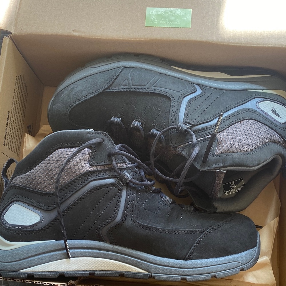 Red Wing Men's Black Hiking/Work Boots